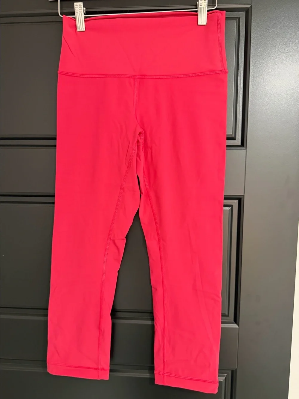 Lululemon Bright Pink Red High Rise Crop Leggings Size 6